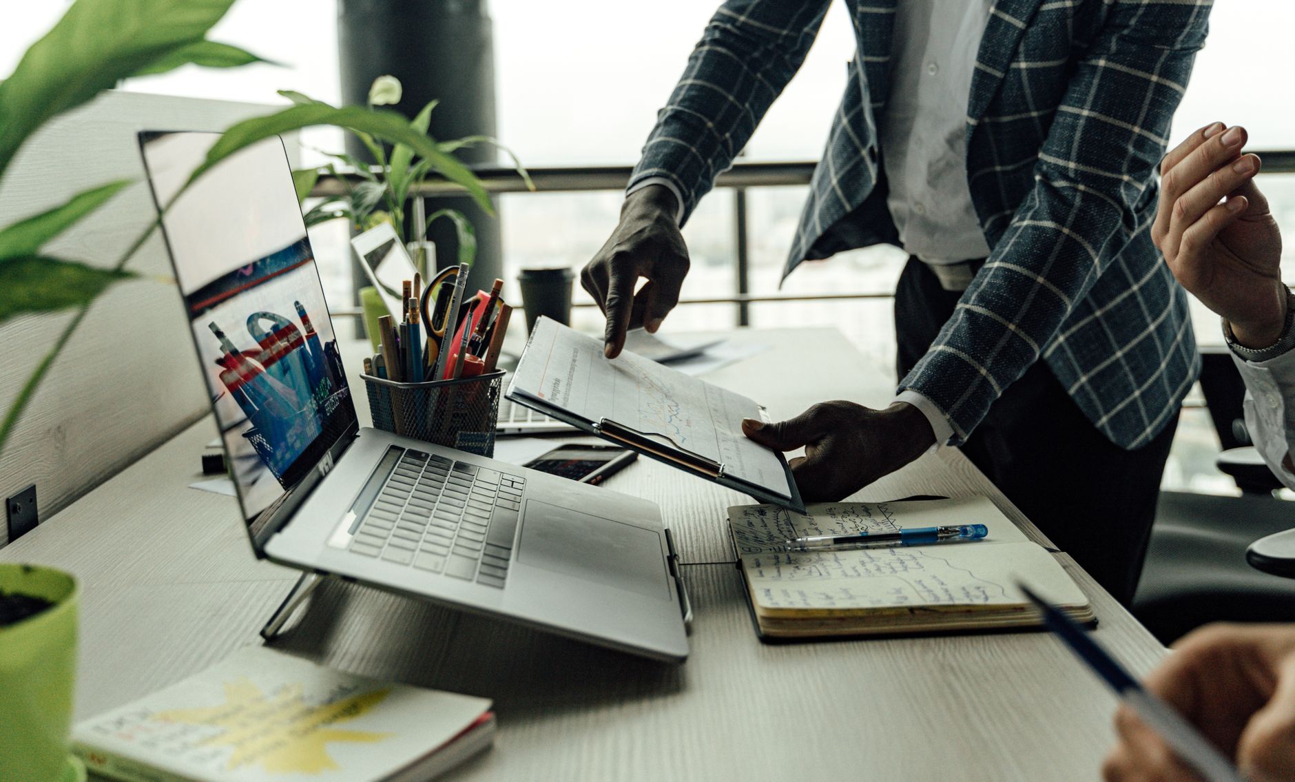 Changement d'horaires imposé pouvez-vous refuser — employé discutant changement d'horaires