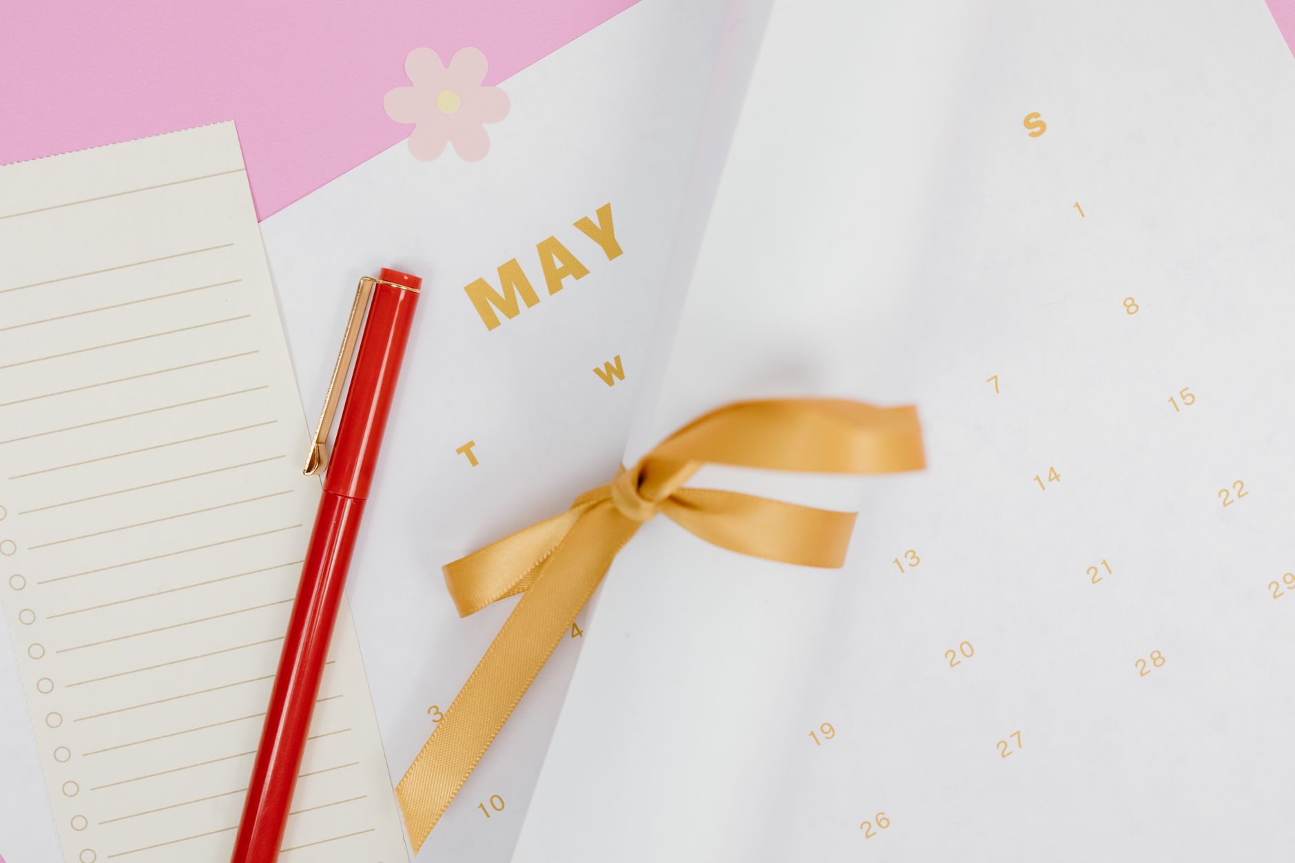Le 20 mai et le lundi de Pentecôte dans le calendrier officiel des jours fériés — calendrier jour férié 20 mai